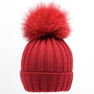 L’elevata qualità del berretto 100% Made in Italy di HatShop1992, deriva dalla combinazione della pura lana con il naturale pompon cucito a mano. La nostra lana è stata lavata ed ammorbidita per rendere la miglior morbidezza sulla pelle. Prodotto elasticizzato in taglia unica.